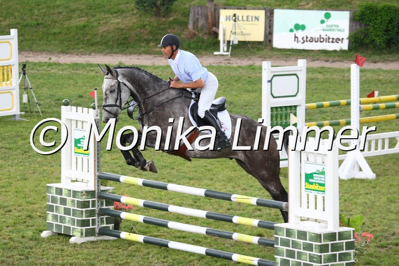 105M0891_Sir Loxly_Spring_A.JPG